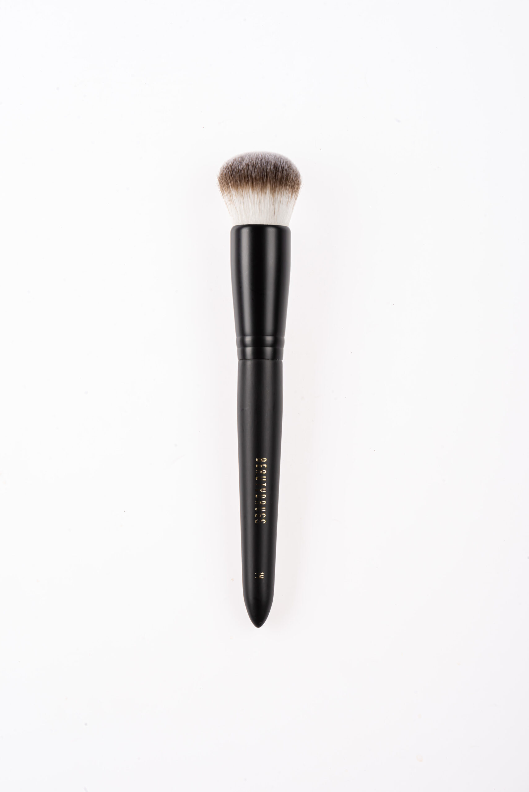 Beautydrugs - Brush 14 - Image 1
